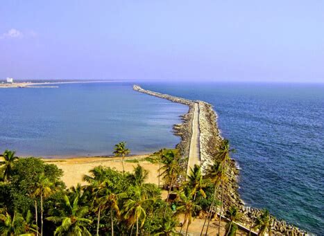 Ashtamudi Lake Kollam - A Beautiful Natural Paradise in Kerala