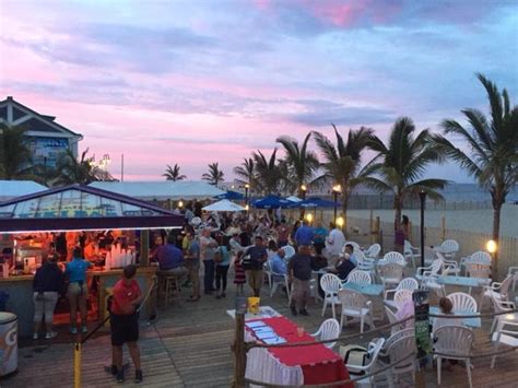 MARTELL'S TIKI BAR :: Pt. Pleasant, NJ - Evolution X