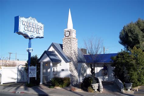 Graceland Wedding Chapel | Shopping in Downtown, Las Vegas