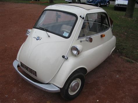 BMW Isetta specs, performance data - FastestLaps.com