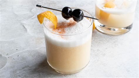 Classic Whiskey Sour Recipe