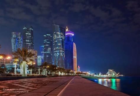 Corniche at night doha qatar