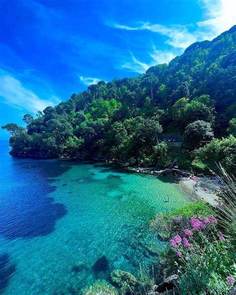 Sand Beaches in Portofino - BeachAtlas