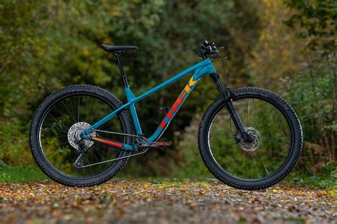 Trek Roscoe 7 mountain bike review - BikeRadar