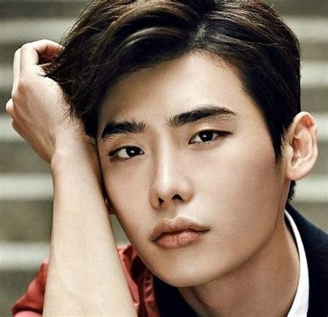 Top 10 Most Popular and Handsome Korean Drama Actors | ReelRundown