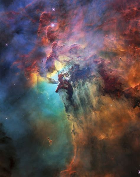 Lagoon Nebula Dazzles in Hubble Telescope's 28th-Birthday Photos | Space