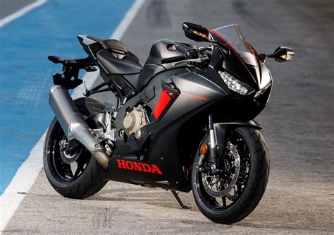 2018 sees 10 new motorcycles from Boon Siew Honda – CBR1000RR, X-ADV ...