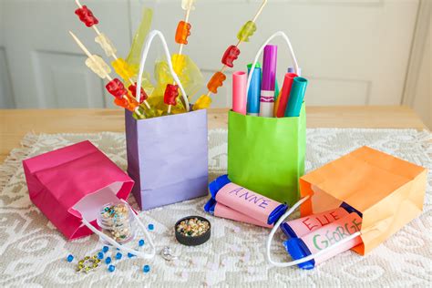 Ideas for Kids Birthday Party Gift Bags (with Pictures) | eHow