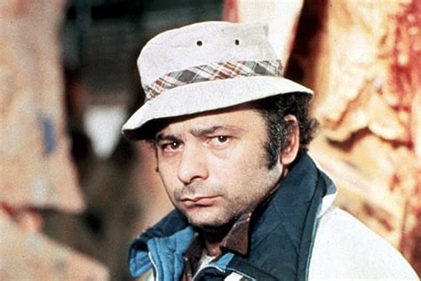 Burt Young, Paulie of the ‘Rocky’ Movies, Dies at 83 - Entertainer.news