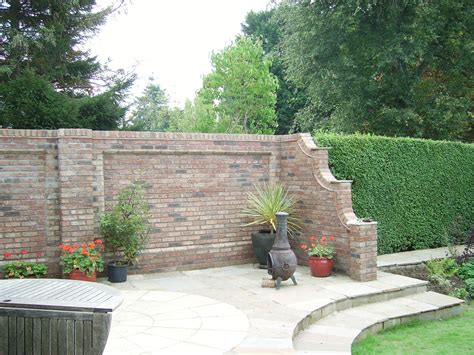 Decorative Brick Walls Garden - Latest News