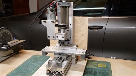 A DIY Bench-Sized Milling Machine | Hackaday