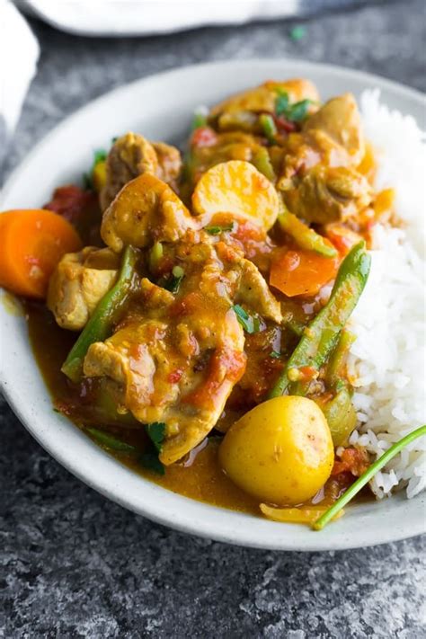 Easy Chicken Curry | Sweet Peas and Saffron