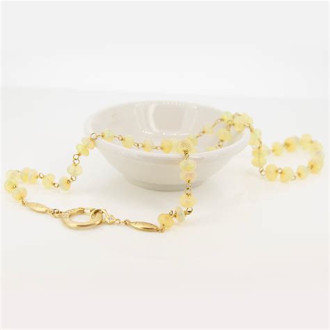 Opal Beaded Necklace in 18K Yellow Gold | Adel Chefridi