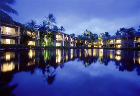 Family Friendly Hotels and Resorts in Waikiki, Honolulu and Beaches of Oahu, Hawaii