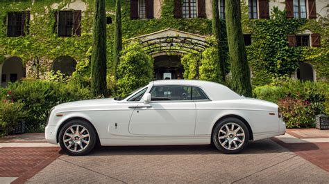 Rolls-Royce Phantom Coupe News and Reviews | Motor1.com