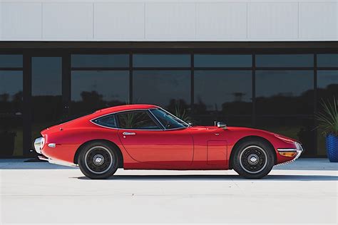 The Toyota 2000GT Was Once More Expensive Than a Porsche, and for Good ...