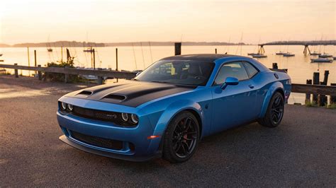 Picking the 2019 Dodge Challenger SRT Hellcat that is Right for You