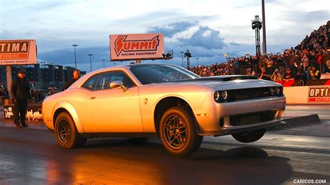 Dodge Challenger SRT Demon 170 | 2023MY | Wheelie shootout