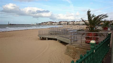 Margate Beach | Margate beach, Beach, Best beaches in europe