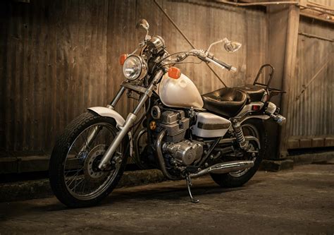 Black and Silver Cruiser Motorcycle · Free Stock Photo