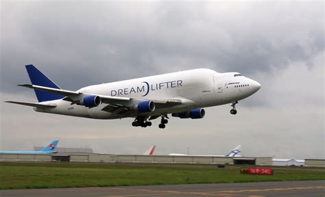 boeing, 747 400, Dreamlifter, Aircrafts, Airliner, Airplane, Beluga ...