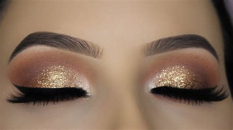 The Sparkling Magic of DIY Glitter Eye Makeup