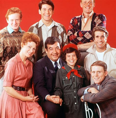 See Ron Howard and the Rest of the 'Happy Days' Cast Then and Now