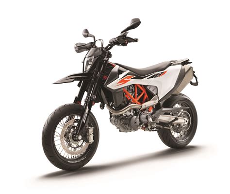 KTM 690 ENDURO R & SMC R 2019 | MOTOMAG