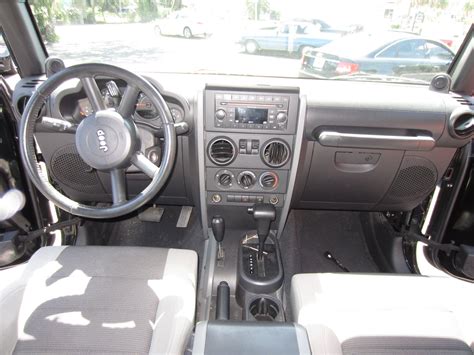 2007 Jeep Wrangler - Interior Pictures - CarGurus