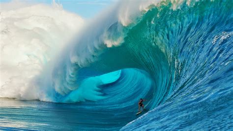 The Top 10 Big Wave Beaches to Surf in The World