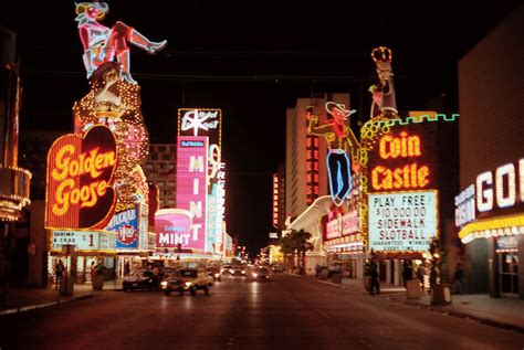 The Neon Boneyard: An Outdoor Collection of Las Vegas' Decomissioned Signs