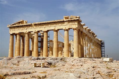 25 Famous Landmarks Of Greece To Plan Your Travels Around!