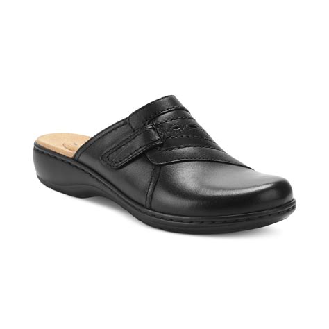 Clarks Womens Leisa Sundae Clogs in Black - Lyst