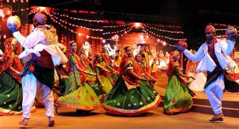 Garba Folk Dance, History, Steps, Origin, Dress, Information