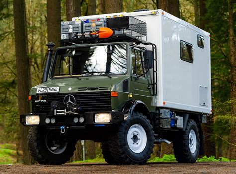 Unimog 406 Camper