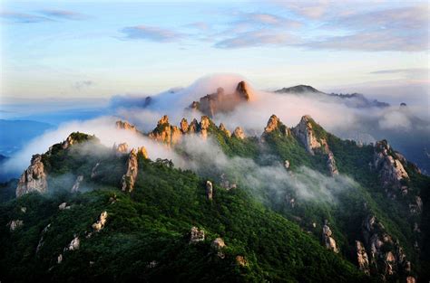 seoraksan national park, south korea photo | One Big Photo