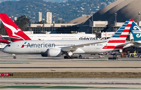 American Airlines Boeing 787-8 Dreamliner LAX - Aircraft Wallpaper Flying Magazine