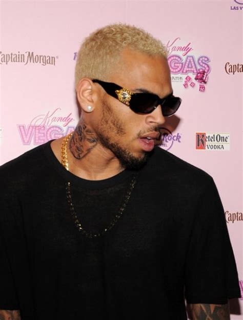 10 of The Coolest Chris Brown Hairstyles to Try – Cool Men's Hair