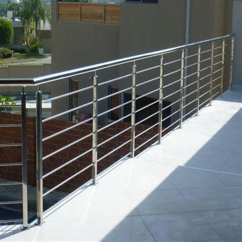 Ss304 Solid Rod Stainless Steel Railing Design for Balcony / Stairs ...