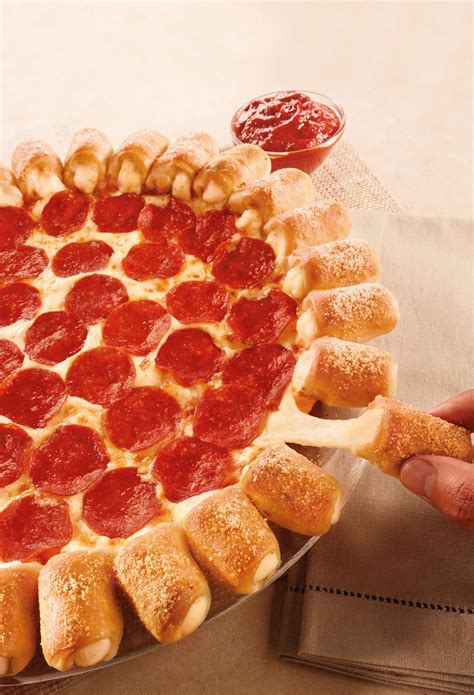 Cheesy Bites Pull, Dip and Pop Their Way Back Into Pizza Hut® Restaurants Nationwide