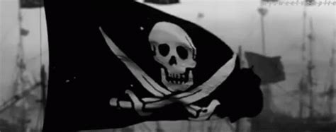 Pirate Flag GIF - Pirates Pirate Flag - Discover & Share GIFs