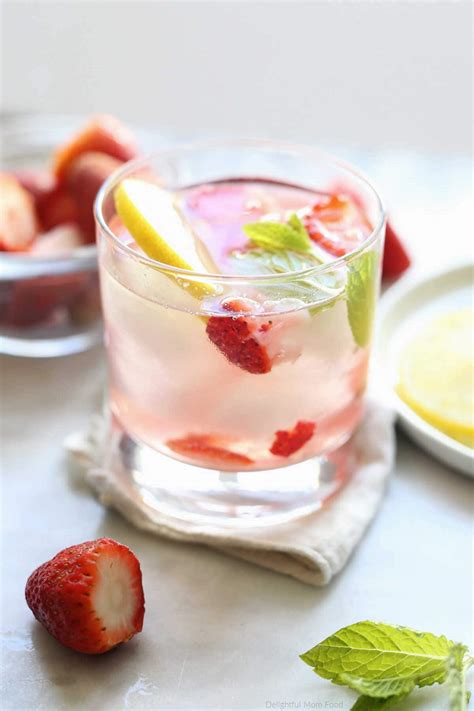 Strawberry Lemon Infused Detox Water - Delightful Mom Food