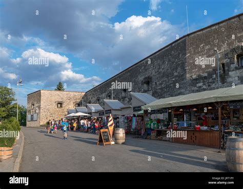 Walls of the Citadel on Gellert Hill, Budapest, Hungary Stock Photo - Alamy