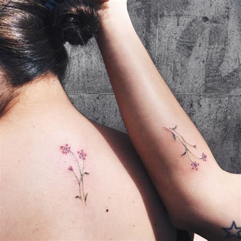 Aggregate more than 53 small flower tattoo ideas latest - in.cdgdbentre