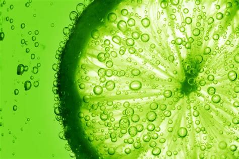 Lime slice in water — Stock Photo © yellow2j #7966952