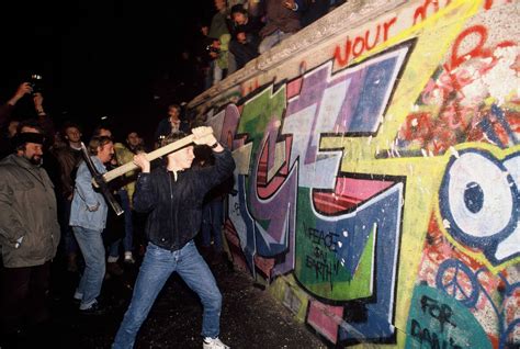 All About the Rise and Fall of the Berlin Wall