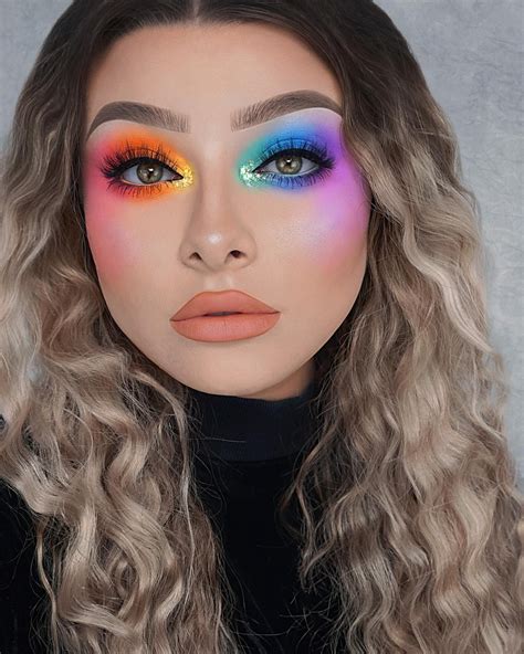 Incredible Makeup Look Colorful 2022 - Photography