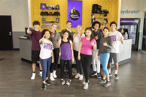 PLANET FITNESS INVITES HIGH SCHOOL TEENS TO WORK OUT FOR FREE ALL ...