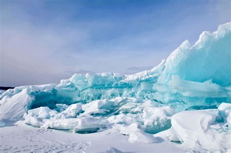 Scientists are using lasers to measure glacier ice levels | World Economic Forum