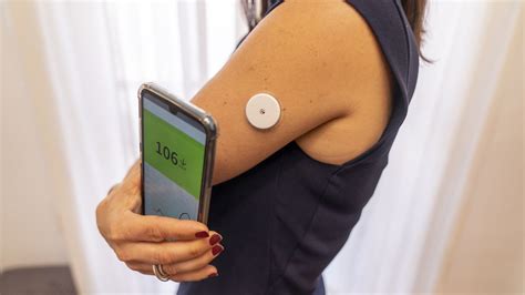 How do continuous glucose monitors work? | Top Ten Reviews